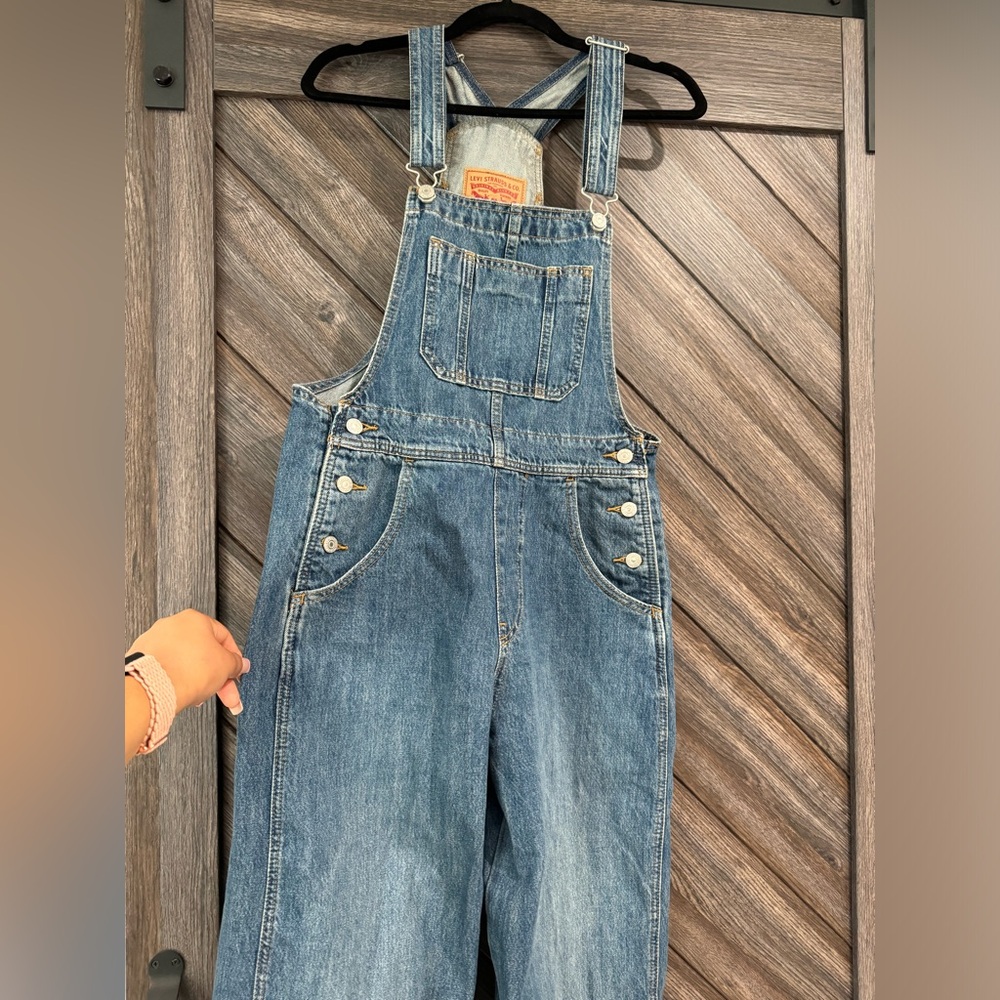 Levi’s overalls